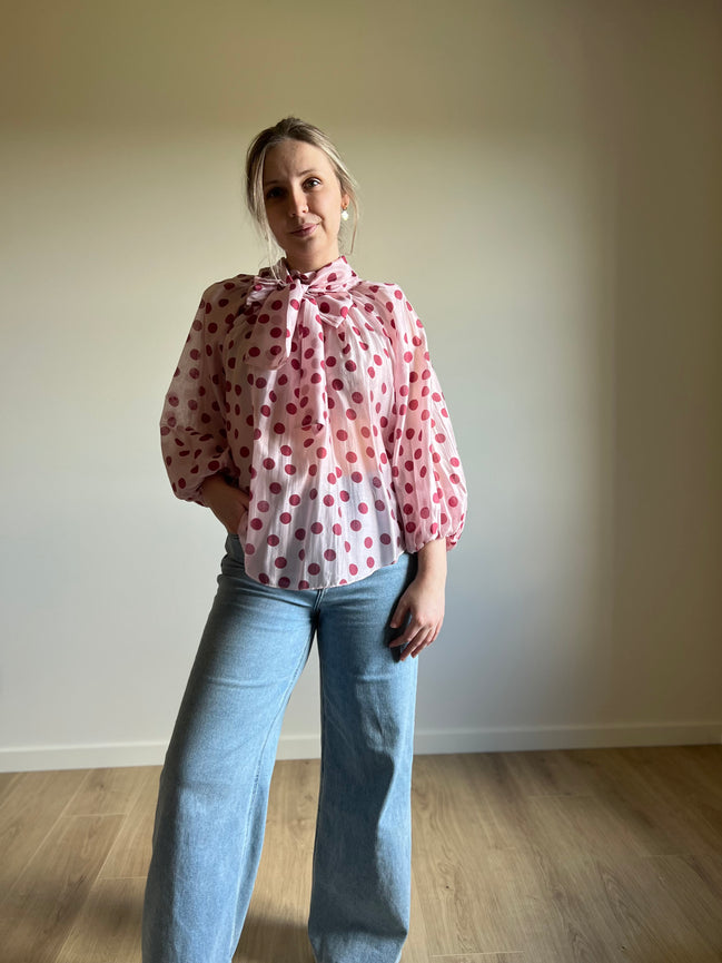 Polka dot blouse pink