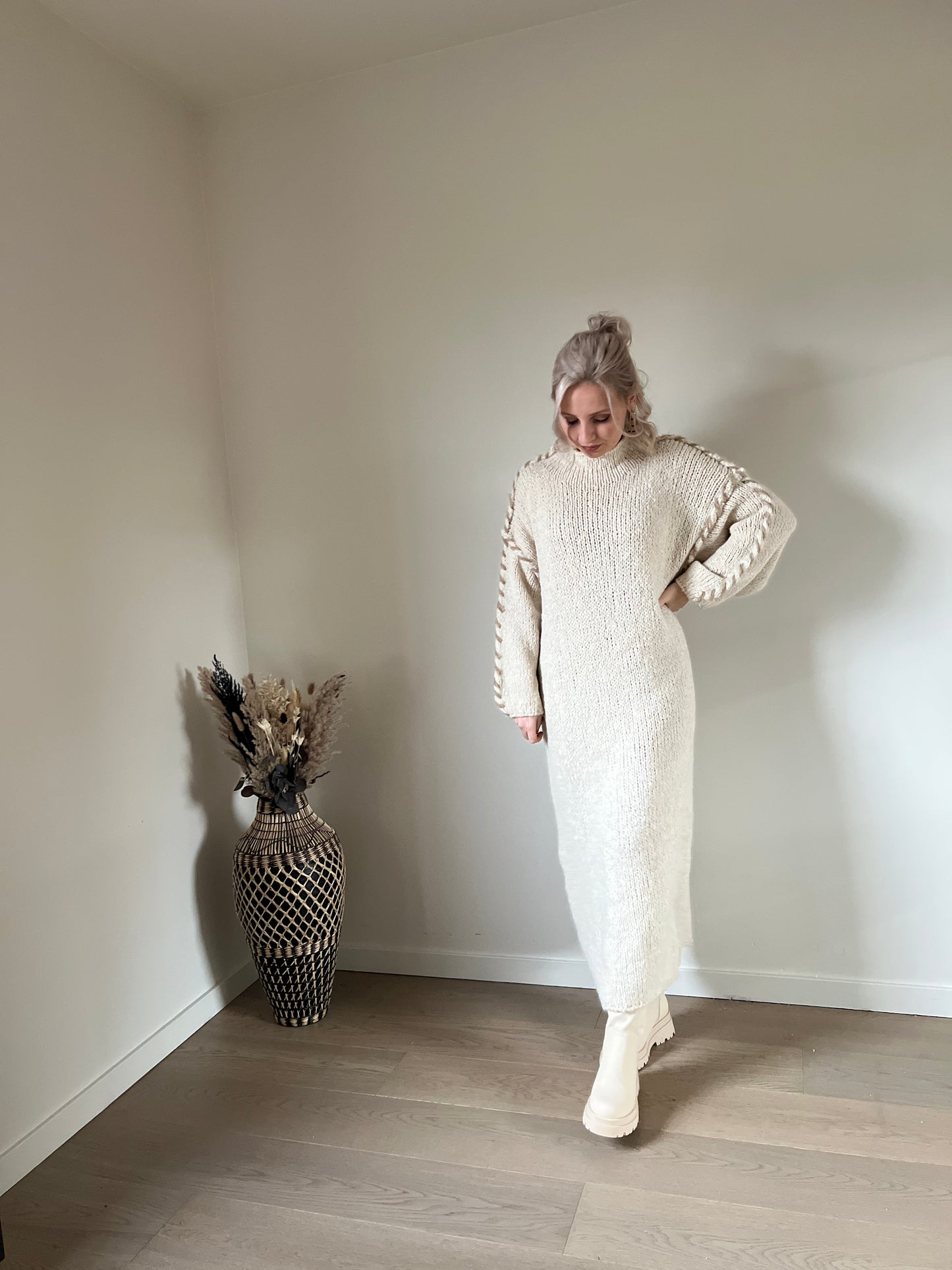 Rhune knit dress