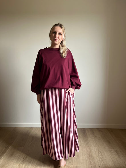 Open back sweater burgundy