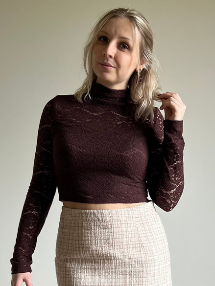 Brown lace sous pull