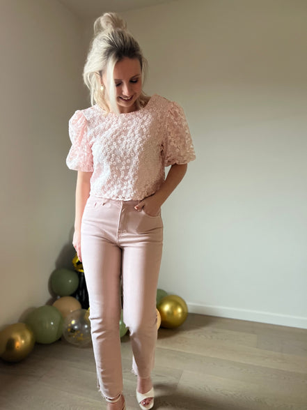 Cropped straight jeans pink