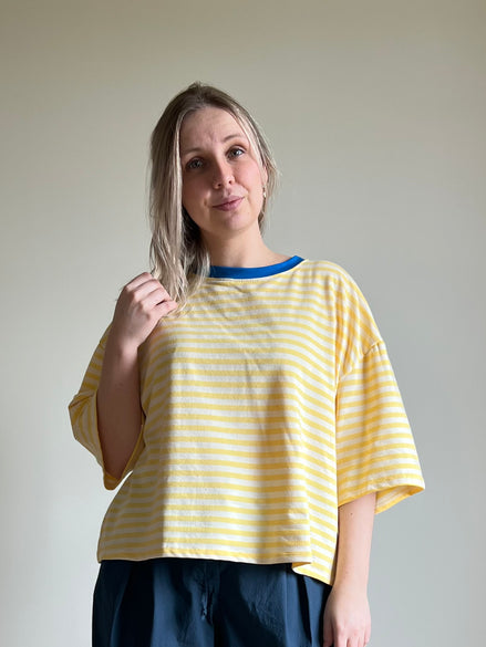 Striped crew neck t-shirt yellow