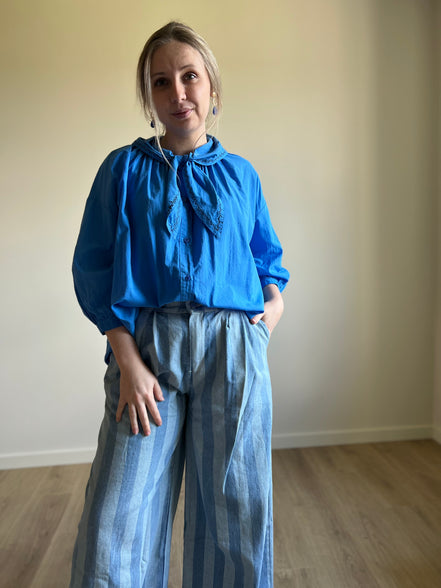 Sailor collar blouse blue