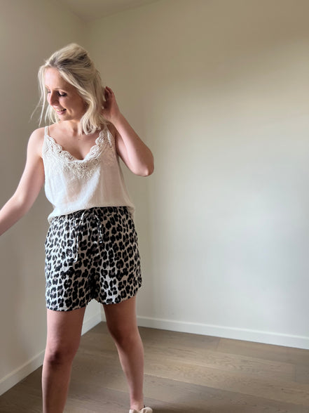Crochet top beige