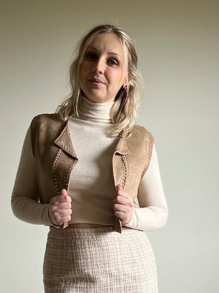 Suede vest taupe