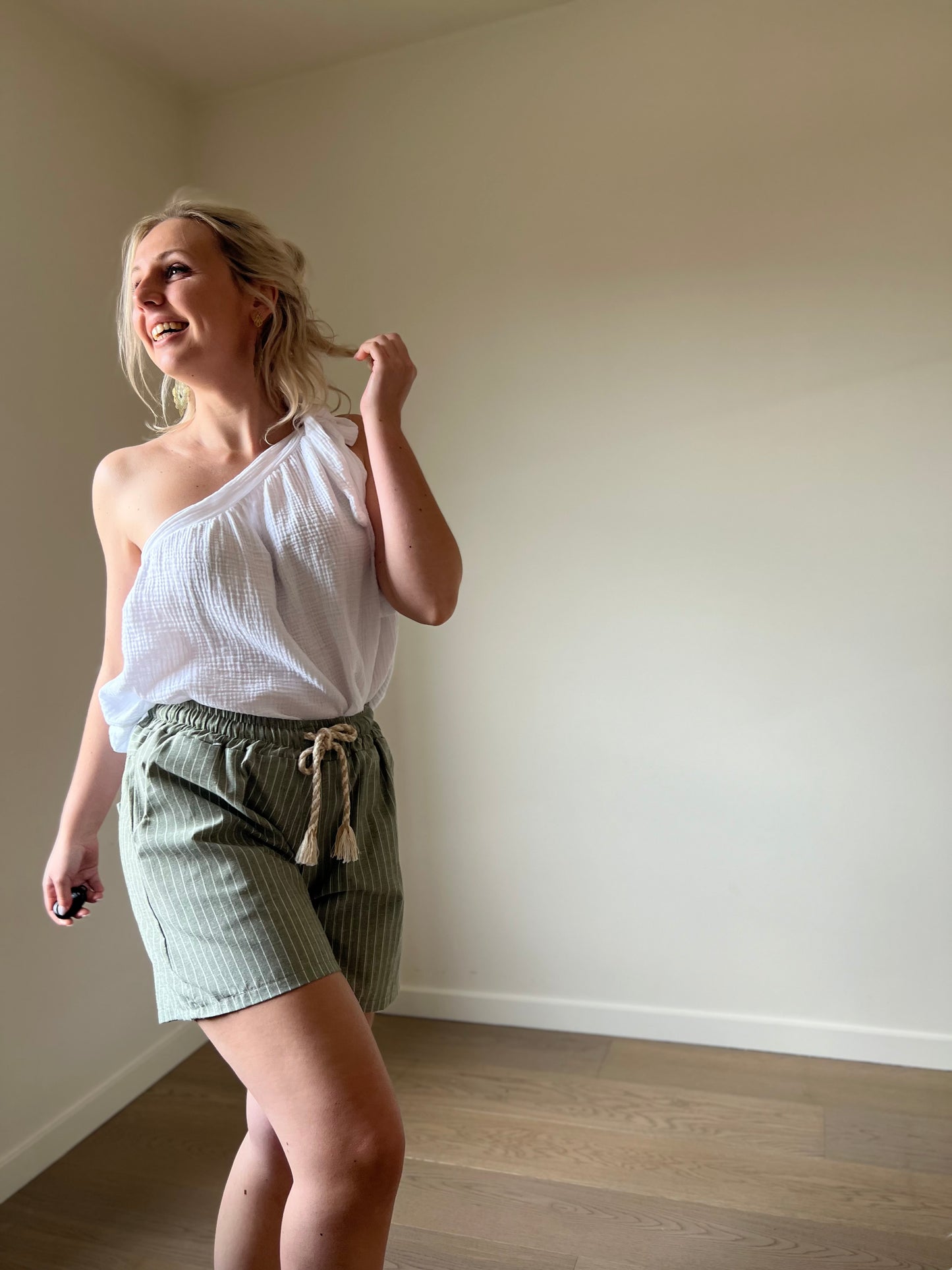 Tetra off-shoulder top