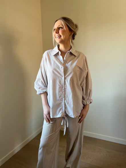 Striped shirt beige