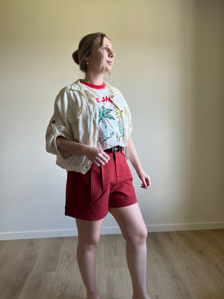 Red tailored shorts