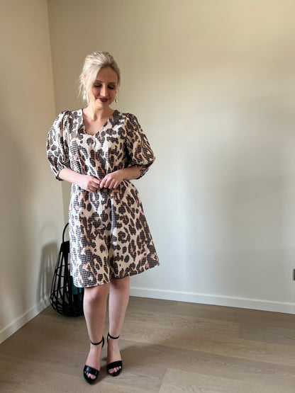 Leopard balloon dress