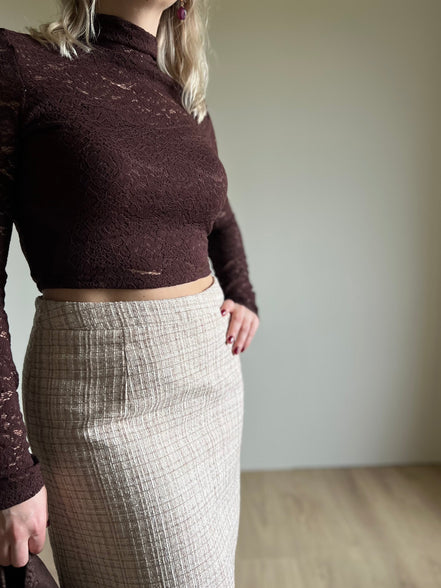 Brown lace sous pull