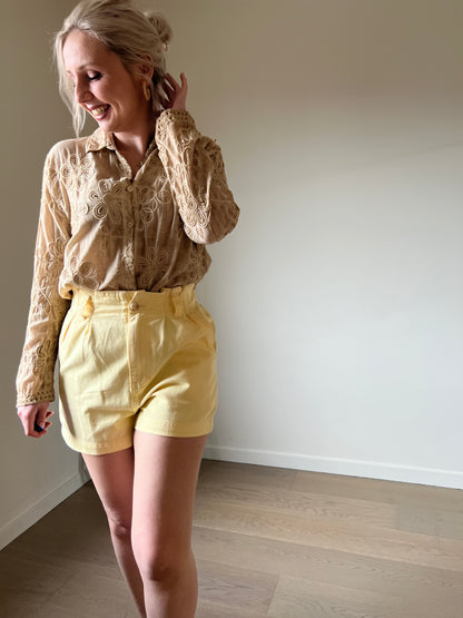 Yellow short