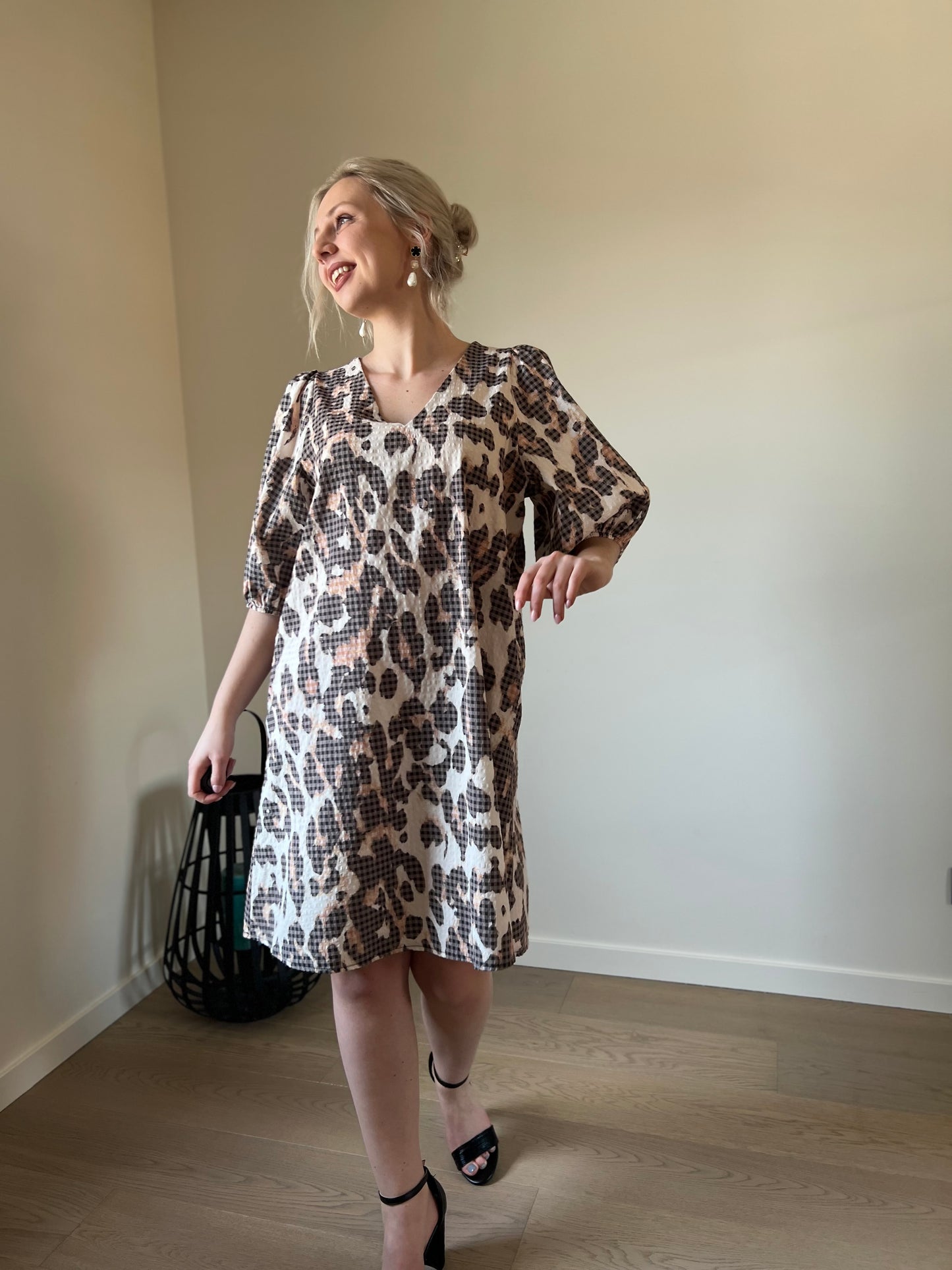 Leopard balloon dress