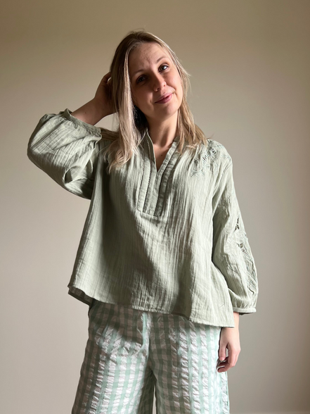Embroidered cotton blouse