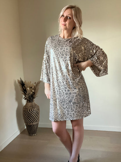 Leo sequin dress