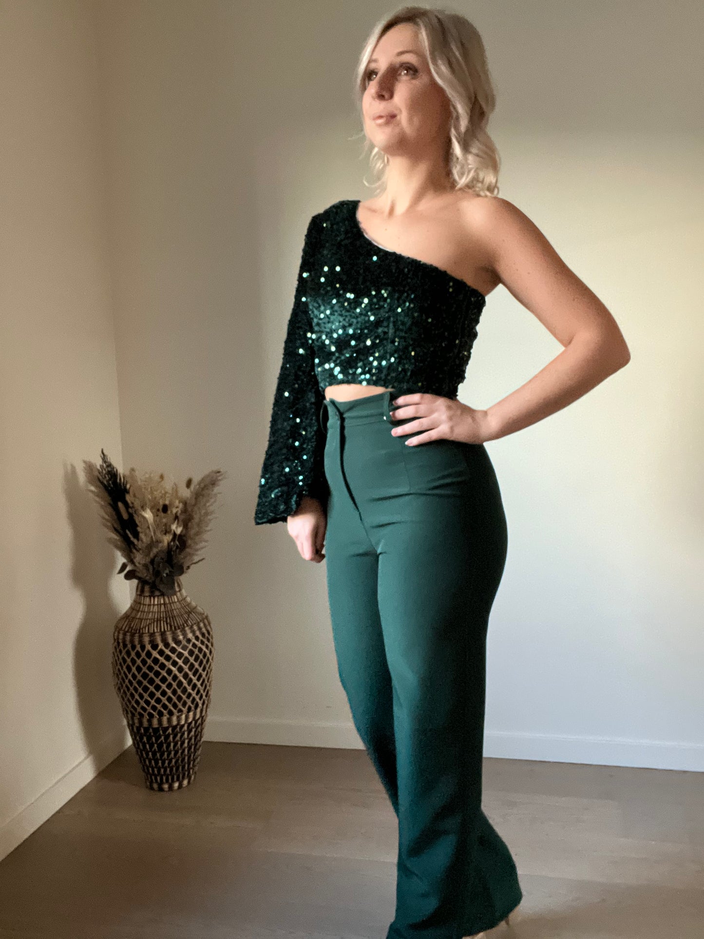 Sequin top green