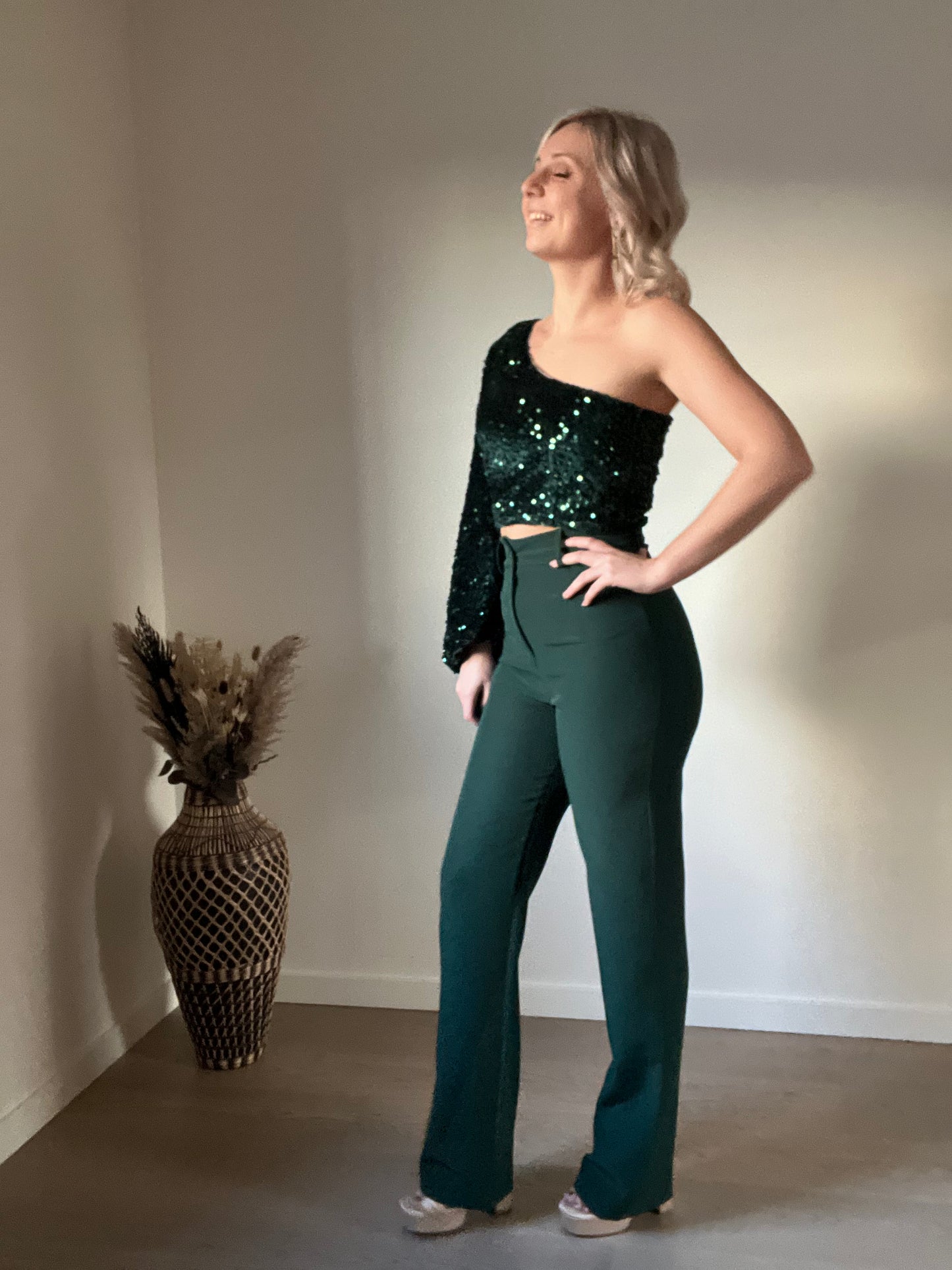 Sequin top green