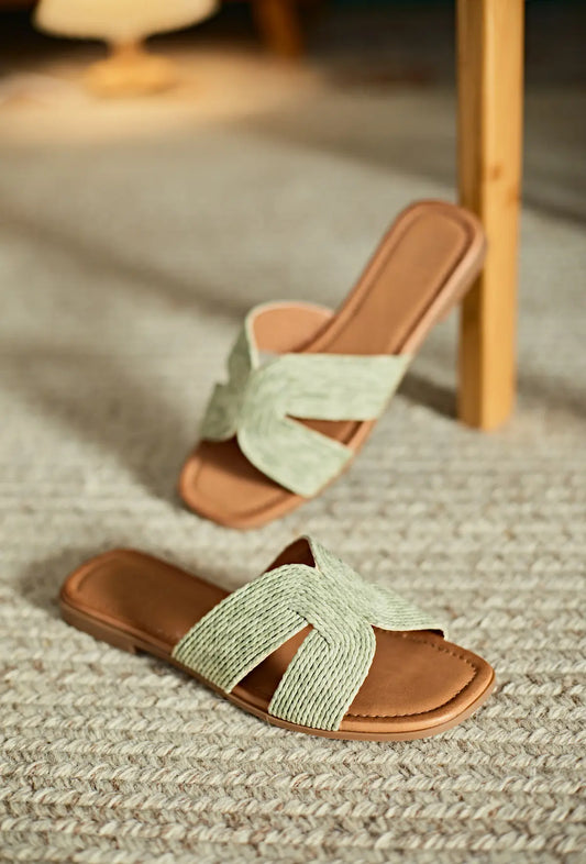 Woven mules green