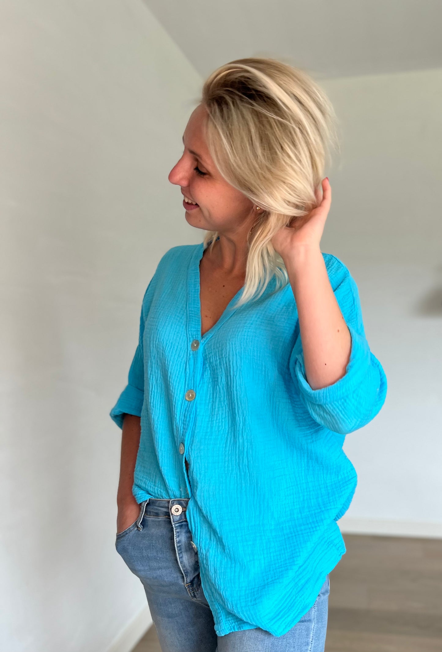 Turquoise tetra shirt