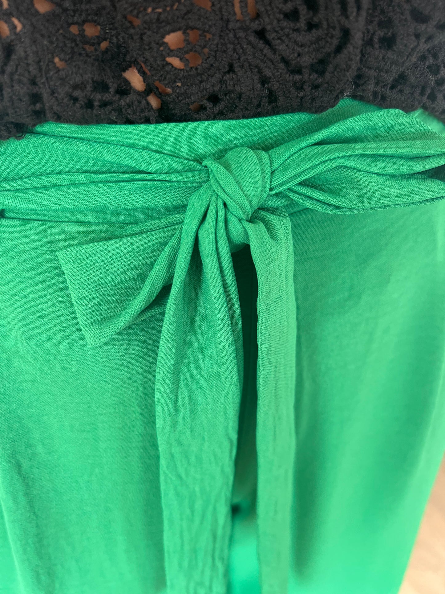 Green loose pants