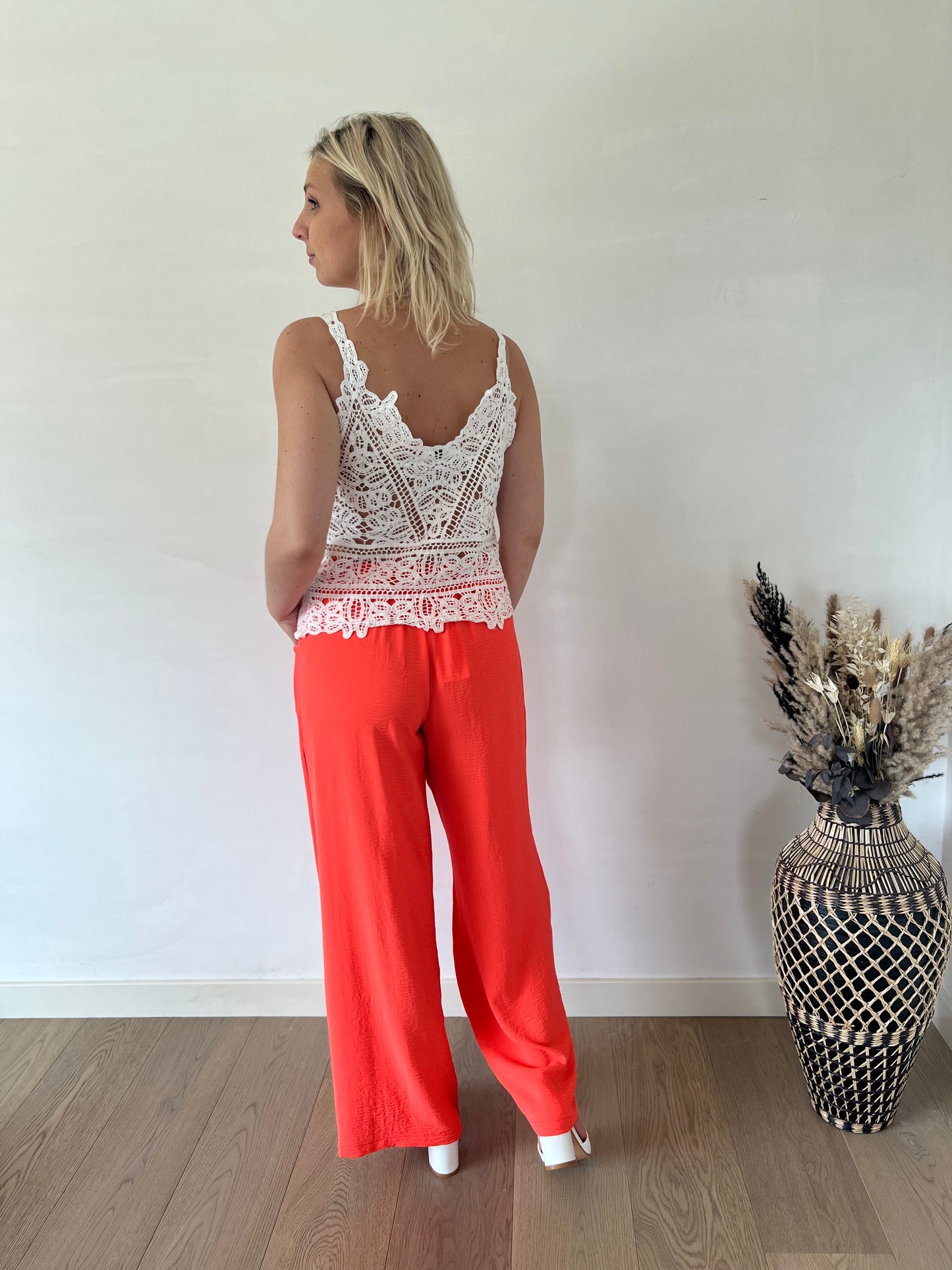 Coral loose pants