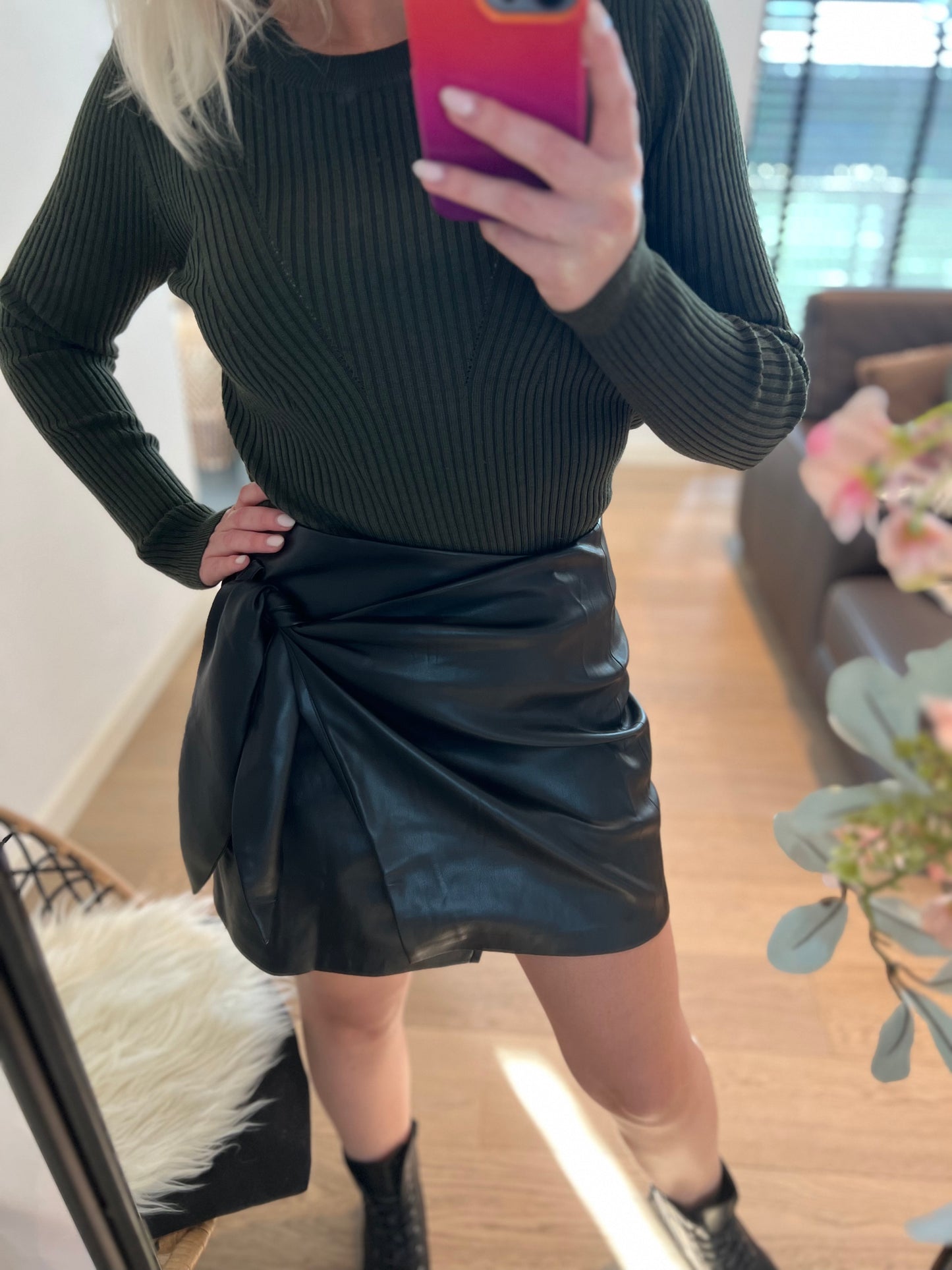 Leatherette skirt black