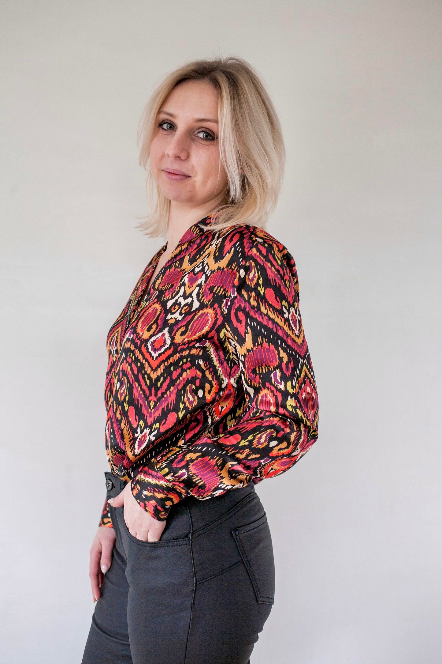 Asiya Printed blouse