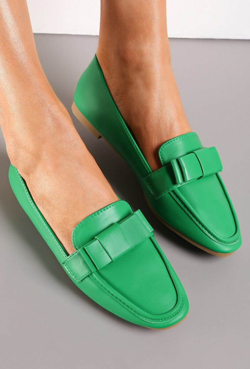 Bow moccasins green